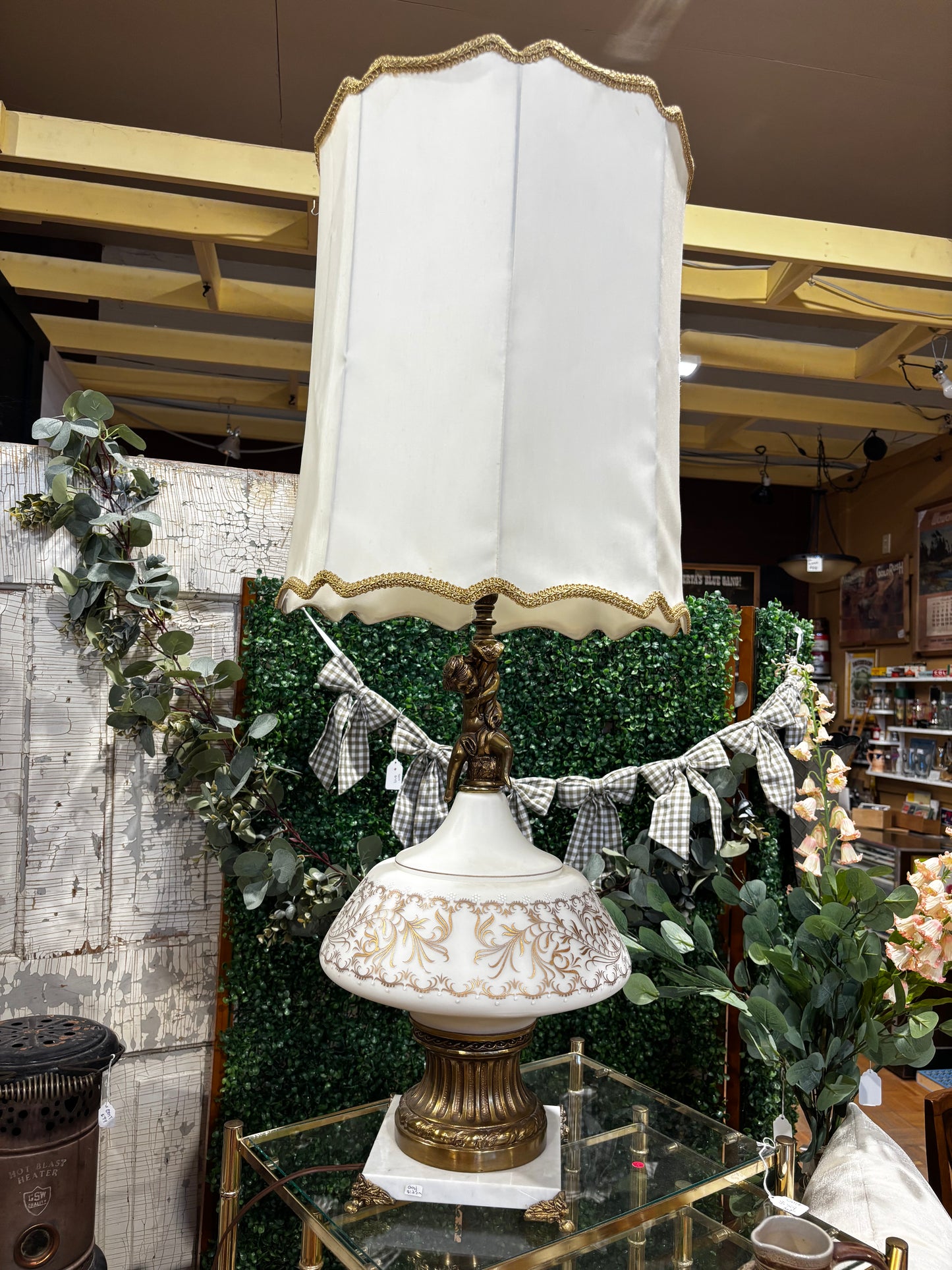 Vintage Cherub Marble Ornate Lamp