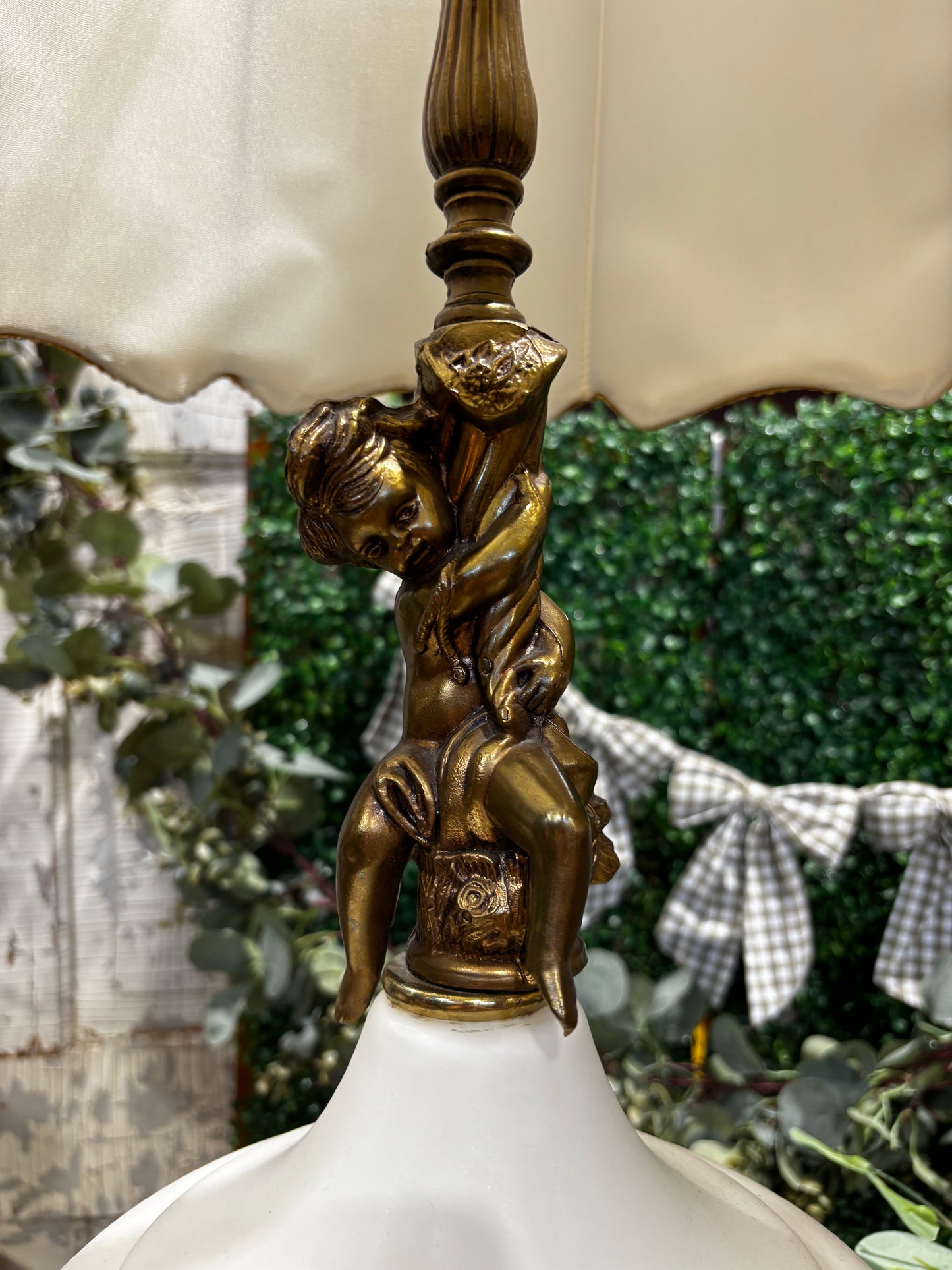 Vintage Cherub Marble Ornate Lamp