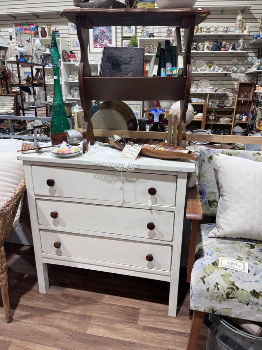 White 3 Drawer Dresser