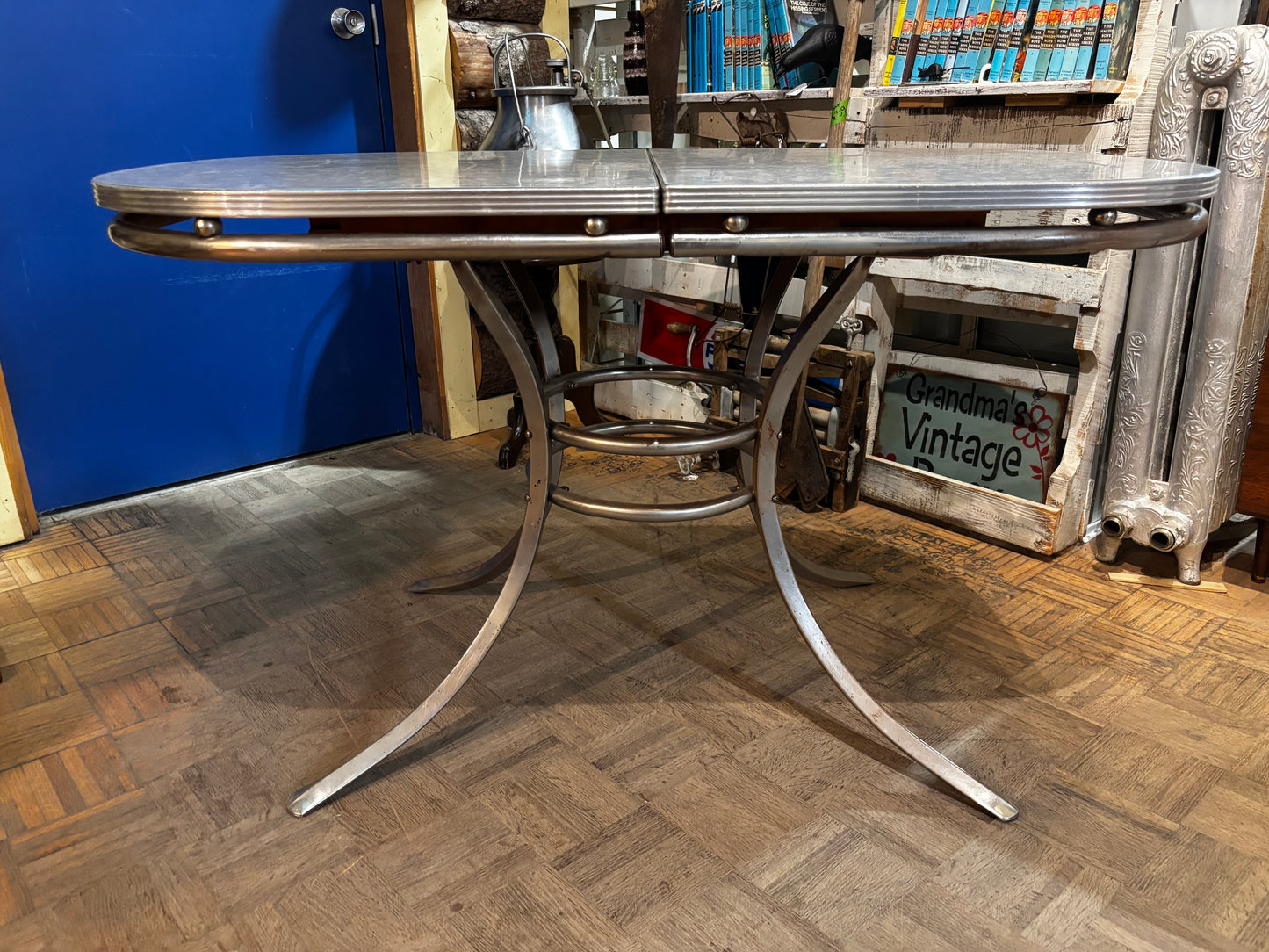 1950/60s Vintage Blue Formica Dining Table with leaf