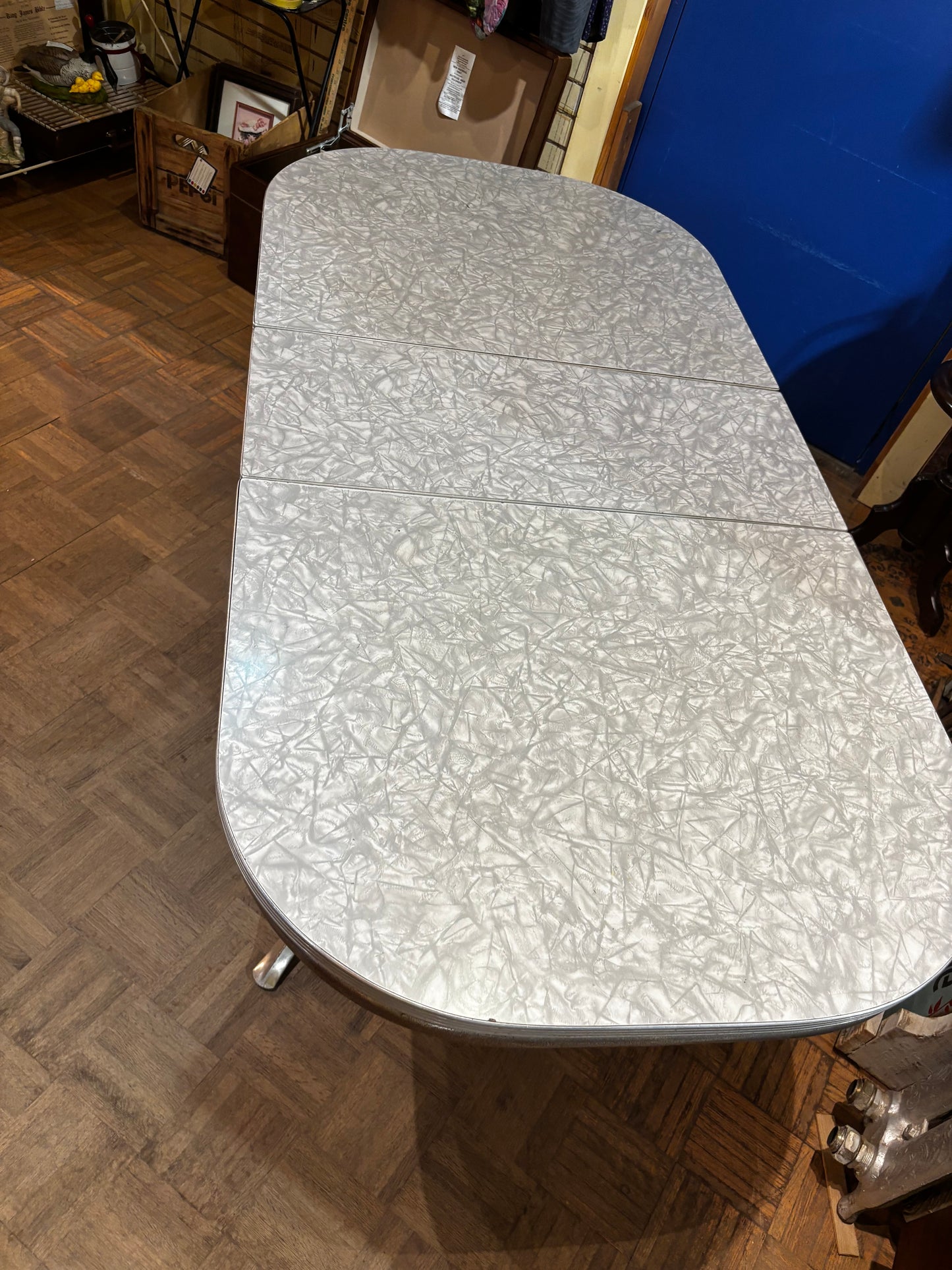 1950/60s Vintage Blue Formica Dining Table with leaf