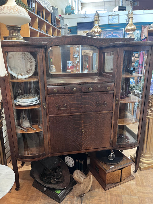 Antique 1/4 Cut Oak Cabinet with Curved Glass & Brass Hardware
