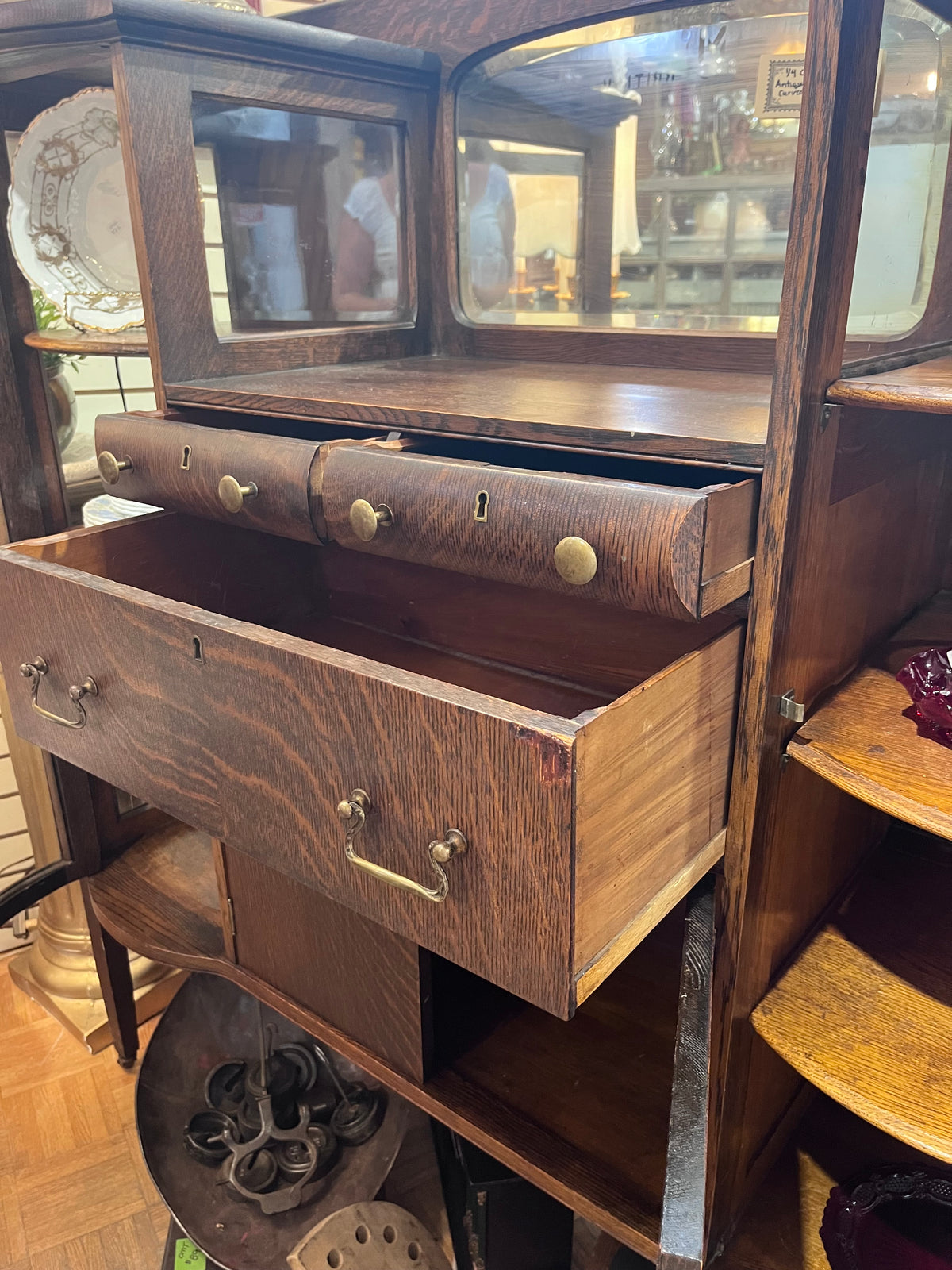 Antique 1/4 Cut Oak Cabinet with Curved Glass & Brass Hardware